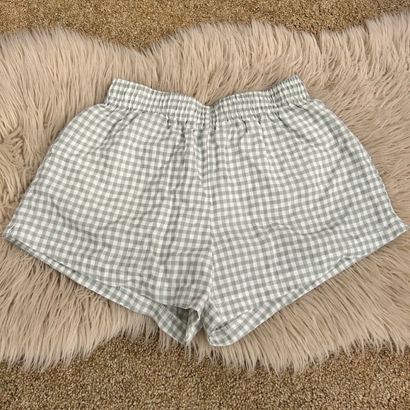 PRINCESS POLLY- shorts - Picture 2 of 3